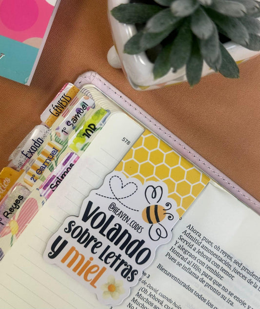 Volando Sobre Letras y Miel - Magnetic Bookmarks